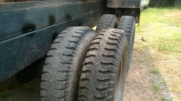 ขาย 10 ล้อดั้ม HINO FM2K ปี 40 คัสซีสวยตลอดเส้น เครื่องเดิม K13D 260 แรงม้า เกียร์เดิม สโลว์เดิม ยางเต็มทั้ง 10 เส้น ทะเบียนเต็มพร้อมโอน