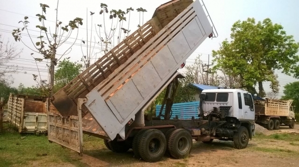 ขาย 10 ล้อดั้ม HINO FM2K ปี 40 คัสซีสวยตลอดเส้น เครื่องเดิม K13D 260 แรงม้า เกียร์เดิม สโลว์เดิม ยางเต็มทั้ง 10 เส้น ทะเบียนเต็มพร้อมโอน