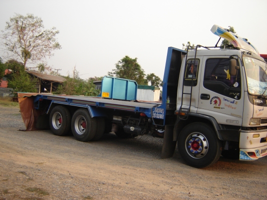 ขายพื้นเรียบ ISUZU DECA 195 แรง ม้าเพลาเดียววิ่งปูนได้เลยราคา 900000 บาท โทร 0843376760