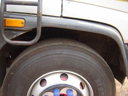 ขายพื้นเรียบ ISUZU DECA 195 แรง ม้าเพลาเดียววิ่งปูนได้เลยราคา 900000 บาท โทร 0843376760