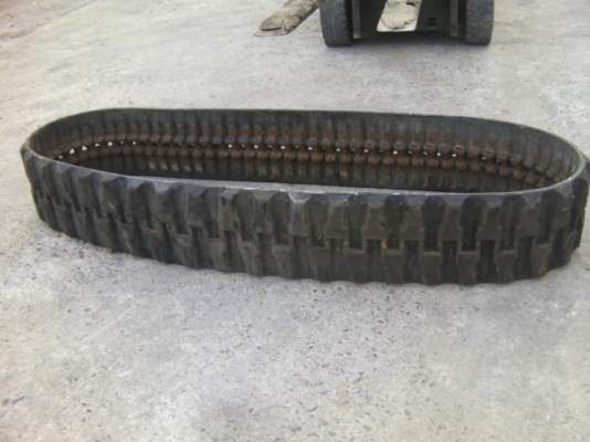 แท๊กยางเก่านอก 300x52.5x84 ราคา 6,500บาท