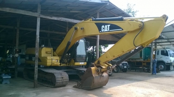 ขายแบคโฮ CAT 320D กระบอกดำ สภาพสวยเต็มทุกอย่าง เครื่องแน่น ปั้มดี เอวแน่น แทรคดี แอร์เย็น เอกสารทะเบียนพร้อมครับ