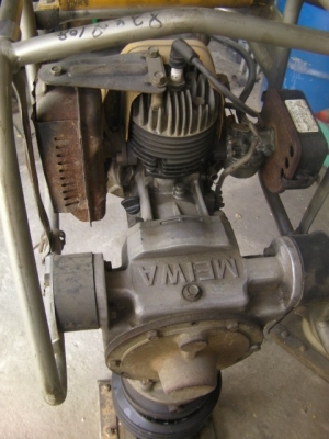 เครื่องตบดิน แบบ จิงโจ้ เก่านอกขายตามสภาพใช้งานได้จริง ราคา12,500บาท ยี่ห้อ เมลว่า เครื่องตบดิน แบบ จิงโจ้ เก่านอกขายตามสภาพใช้งานได้จริง ราคา12,500บาท ยี่ห้อ เมลว่า