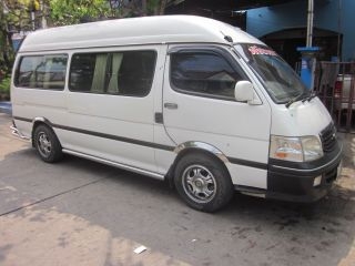 รถตู้หลังคาสูง พร้อมใช้