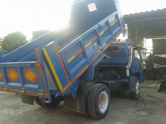 ขายรถหกล้อ isuzu