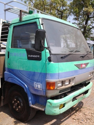 ขาย6ล้อHINO FC ยาว5.50เมตร ยางเรเดียลใหม่6เส้น