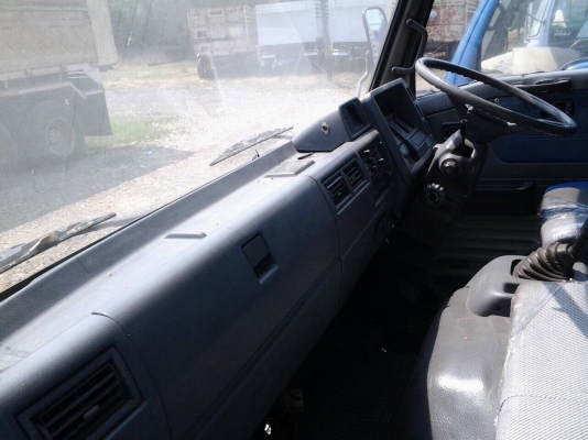 ขาย6ล้อHINO FC ยาว5.50เมตร ยางเรเดียลใหม่6เส้น