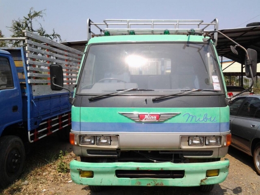 ขาย6ล้อHINO FC ยาว5.50เมตร ยางเรเดียลใหม่6เส้น