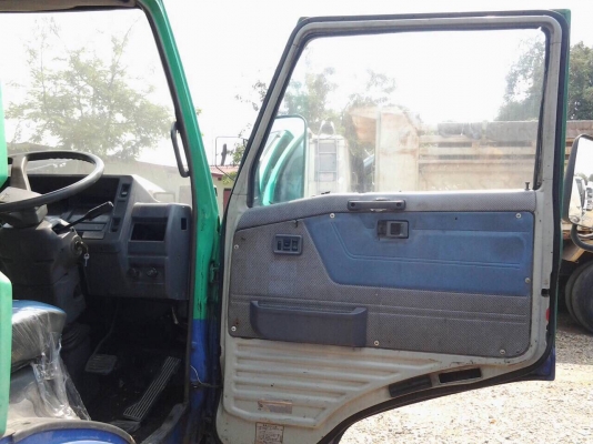 ขาย6ล้อHINO FC ยาว5.50เมตร ยางเรเดียลใหม่6เส้น