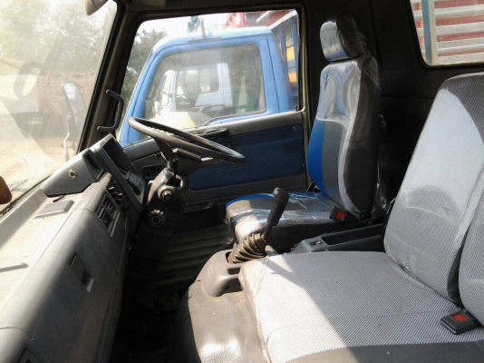 ขาย6ล้อHINO FC ยาว5.50เมตร ยางเรเดียลใหม่6เส้น