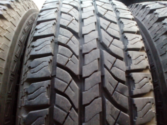 ขายยาง Yokohama  AT/S ขนาด 275/65/17 สวยๆเลยครับ