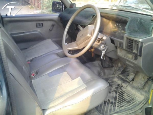 MITSUBISHI L200 สภาพสวยๆ พวงมาลัยเพาเวอร์ พร้อมวิ้งใช้งาน