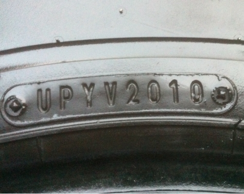 ยาง Dunlop 30 9.5 R15 ดอกหนาๆ