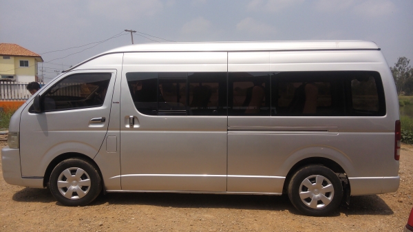 ขายรถตู้ ราคา 560000 บาท