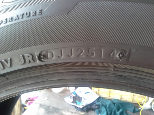 ขายยางบริดสโตน225-50-17ชุดสี่เส้น ขายยางบริดสโตน225-50-17ชุดสี่เส้น