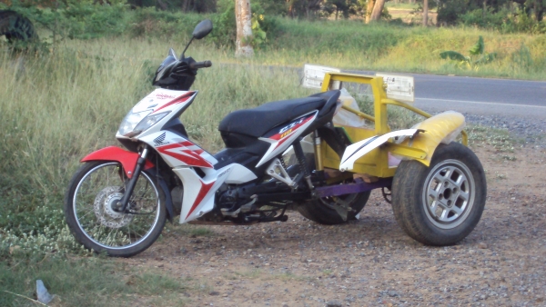 ATVไทยแลนท์ สมรรถนะเกินตัว ATVไทยแลนท์ สมรรถนะเกินตัว