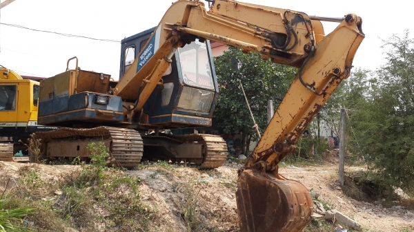 ขายด่วนKOBELCO MII60บูมสไลด์สภาพเก่านอกราคาโทร0843923995