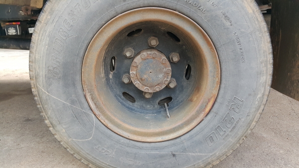 ขายรถ 6 ล้อ กระบะคาร์โก้ คอกรั้วสูง ISUZU FRR90L9T ปี.53 ปรายปี เครื่อง 210 รถสวยมาก ราคา.1000000 ต่อรอง