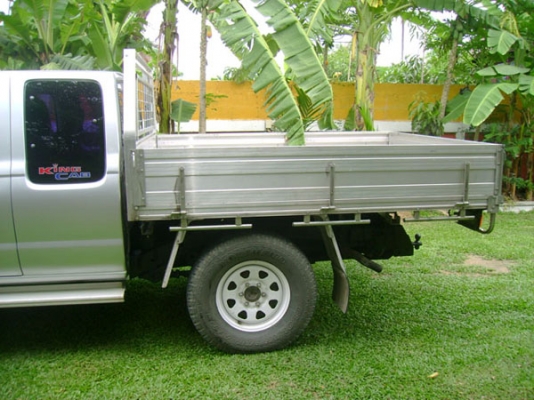 NISSAN FRONTIER KING CAB 4 WD BENZIN 24 จากโรงงาน LPG