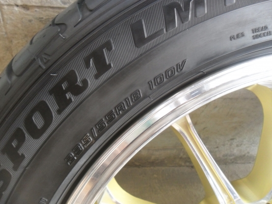 ล้อแม็ก 18นิ้ว 5รู114 พร้อมยาง สวยๆ 4 ล้อ ราคา 8900 บาท