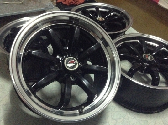 แม็ก Lenso ขอบ 15 นิ้ว 4 รู 100 หน้า 7 หลัง 8 นิ้ว