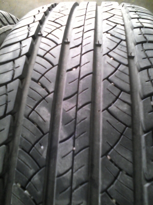 235/70R16 MICHELIN LATITUDE tour hp ชุด 4 เส้น TEL.081-427-3941 235/70R16 MICHELIN LATITUDE tour hp ชุด 4 เส้น TEL.081-427-3941