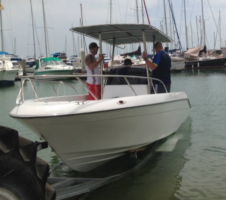 !!!...ขายเรือไฟเบอร์กลาสหล่อใหม่ SR-21 245,000.-