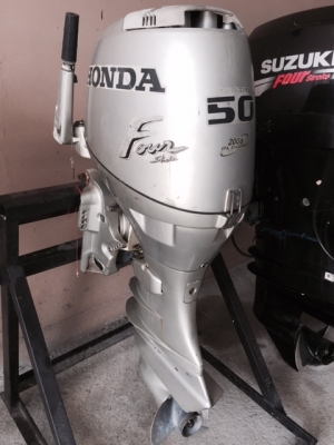 !!!...ขายเรือไฟเบอร์กลาสหล่อใหม่ SR-21 245,000.-