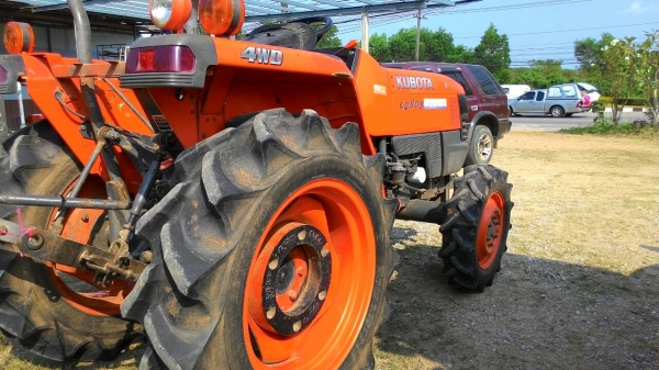 ขายรถไถ KUBOTA L2808 รถไร่สภาพดีสวย เดิมๆ ราคา 170,000 อ.แกลง จ.ระยอง สอบถาม 0818618678 ขายรถไถ KUBOTA L2808 รถไร่สภาพดีสวย เดิมๆ ราคา 170,000 อ.แกลง จ.ระยอง สอบถาม 0818618678