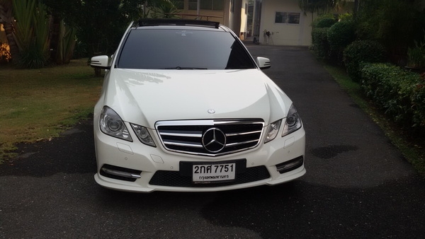E200 CGI ปี 2013 7G หลังคาแก้ว E200 CGI ปี 2013 7G หลังคาแก้ว