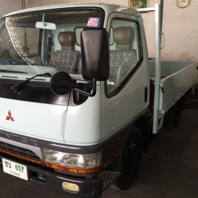 รถบรรทุก 4 ล้อ ยี่ห้อ mitsubishi Canter