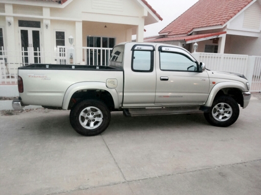 Tiger D4D CAB 2.5 S 4WD ปี 02