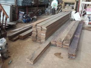 ไม้พื้นเก่าตะเคียนทอง หน้า 7-8 มีรางลิ้นไม้พื้นเก่าครับขนาดหน้า 7-8 นิ้ว ความยาว 0.2-4.80  ม. ครับมีประมาณ  7  ยกครับสนใจสอบถามได้ครับ