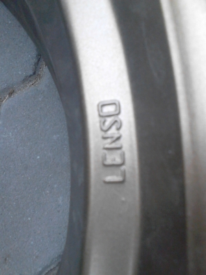 ขอบ 17 แม๊ก LENSO  7.0 X 17    ET42 ชุด 4 วง ( เฉพาะแม๊ก ) TEL.081-427-3941