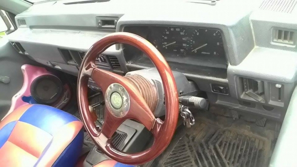 ปี 98 ขายถูกเครื่องแรง ทำสีจบเลย ปี 98 ขายถูกเครื่องแรง ทำสีจบเลย