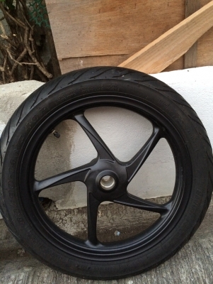 ขายแม็ก Click 125i พร้อมยางเดิมๆสวยๆ