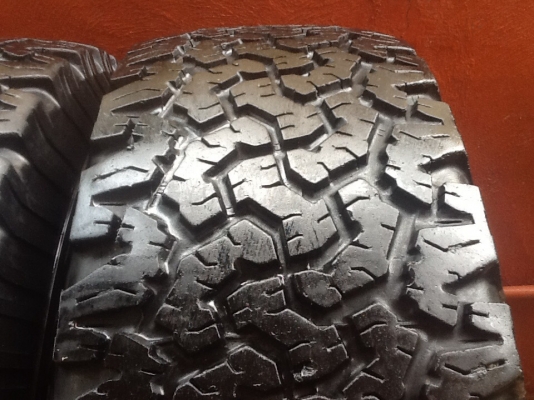 ขายยาง bf all 265/75/16 ปลายปี 10