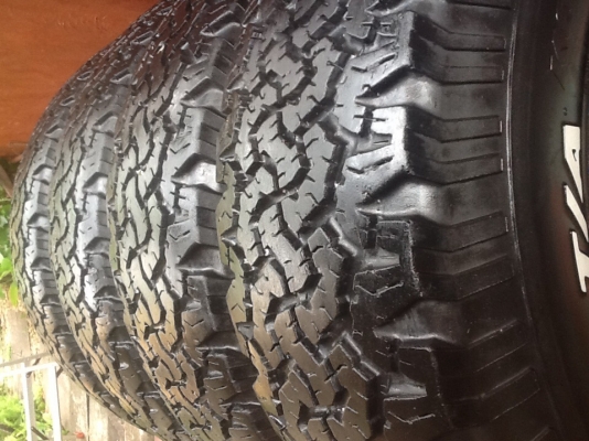 ขายยาง bf all 265/75/16 ปลายปี 10