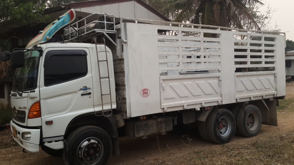 ขายฮีโน่ เมก้า 320 พ่วงสภาพพร้อมใช้ด่วน สามารถจัดแนนให้ได้ลดราคาครับเหลือ 1,990,000 ขายฮีโน่ เมก้า 320 พ่วงสภาพพร้อมใช้ด่วน สามารถจัดแนนให้ได้ลดราคาครับเหลือ 1,990,000