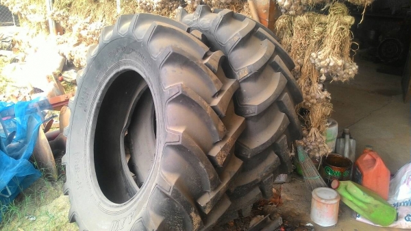 ขายยางใหม่รถไถKUBOTAล้อหน้า -หลัง ตั้งแต่ 45 - 70 แรง