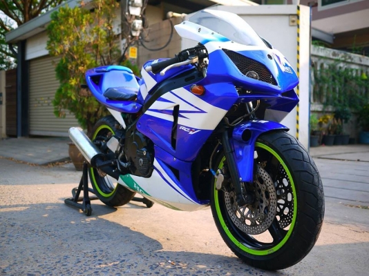 ขาย cbr400 พร้อมทะเบียนแท้ แฟริ่ง Rc211 เครื่องดี ศูนย์ตรง พร้อมท่อสูตร เช็ควาวล้างคาร์บูเช็คระบบไฟแล้วเรียบร้อย