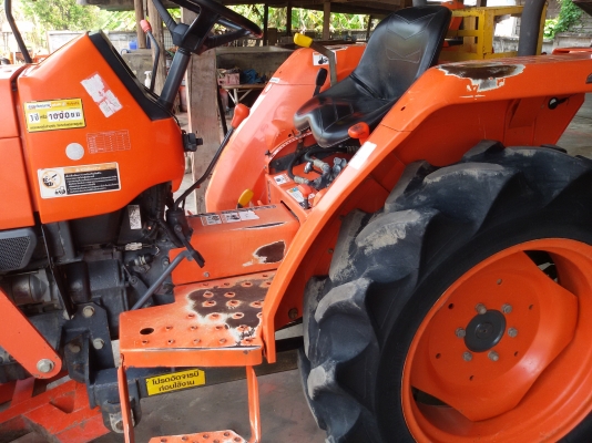 ปัญญาแทรคเตอร์..จัดมาให้ครับ ด่วน!!!คูโบต้า L2808 ใบมีดคานล่าง พร้อมผาน 5 รถไร่สีเดิมๆ จัดส่ง อ.ด่านช้าง จ.สุพรรณบุรี