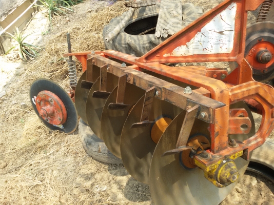 ปัญญาแทรคเตอร์..จัดมาให้ครับ ด่วน!!!คูโบต้า L2808 ใบมีดคานล่าง พร้อมผาน 5 รถไร่สีเดิมๆ จัดส่ง อ.ด่านช้าง จ.สุพรรณบุรี