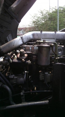 ขายด่วนรถบรรทุกสิบล้อหัวลาก นิสสัน UD320