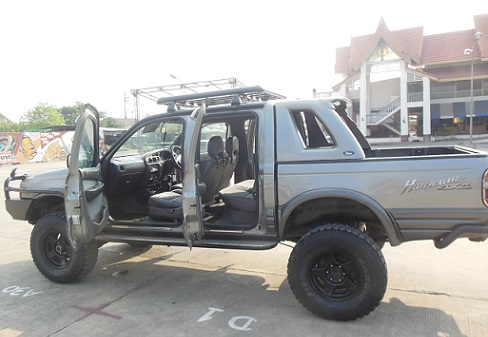 Ranger 4x4 สี่ประตู Hurricane ตัว Top Ranger 4x4 สี่ประตู Hurricane ตัว Top