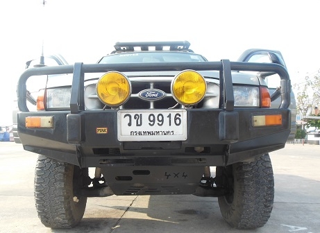 Ranger 4x4 สี่ประตู Hurricane ตัว Top Ranger 4x4 สี่ประตู Hurricane ตัว Top