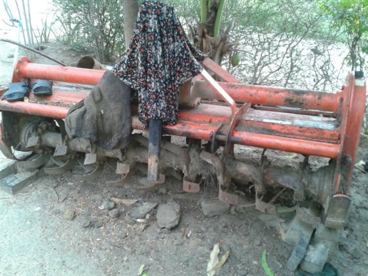 รถไถ่47แรงพร้อมใช้อุปกรณ์มีตัวดันหน้าพาล6โรตารี่ รถพร้อมใช้เครื่องดี รถไถ่47แรงพร้อมใช้อุปกรณ์มีตัวดันหน้าพาล6โรตารี่ รถพร้อมใช้เครื่องดี