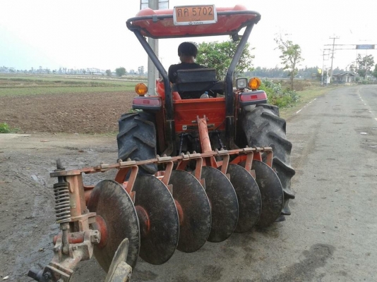 รถไถ่47แรงพร้อมใช้อุปกรณ์มีตัวดันหน้าพาล6โรตารี่ รถพร้อมใช้เครื่องดี รถไถ่47แรงพร้อมใช้อุปกรณ์มีตัวดันหน้าพาล6โรตารี่ รถพร้อมใช้เครื่องดี