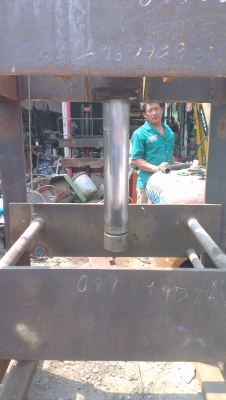 Sell> ขายแท่นอัดไฮดรอลิค 60 ตัน ระบบไฟฟ้า หน้ากว้างพิเศษ 95 เซน หนา 80 เซน แกนยาว 50 เซน Sell> ขายแท่นอัดไฮดรอลิค 60 ตัน ระบบไฟฟ้า หน้ากว้างพิเศษ 95 เซน หนา 80 เซน แกนยาว 50 เซน