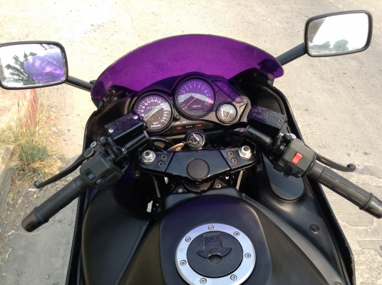 มาใหม่ Kawasaki zzr1100cc.